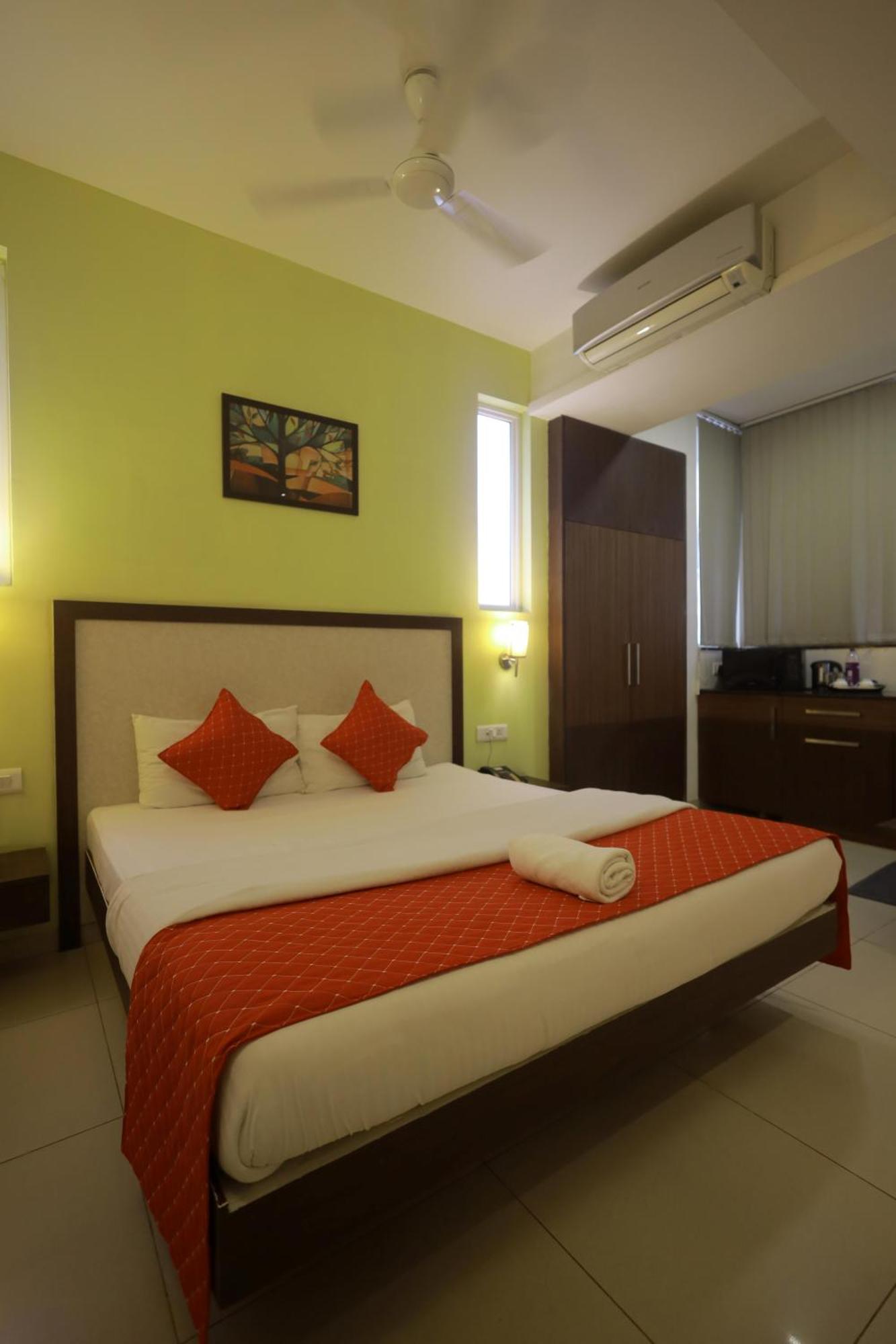 Ixora Suites Μπανγκαλόρ Εξωτερικό φωτογραφία