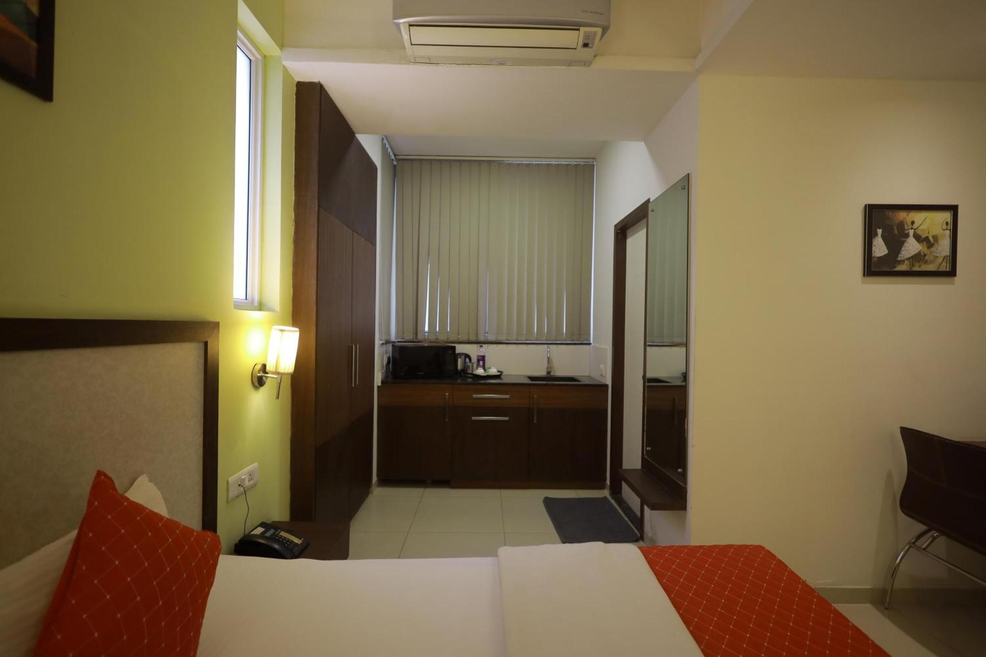 Ixora Suites Μπανγκαλόρ Εξωτερικό φωτογραφία