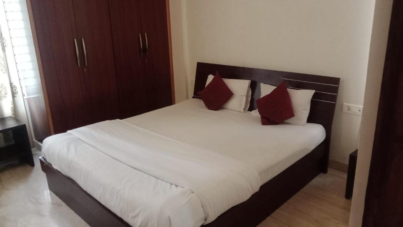 Ixora Suites Μπανγκαλόρ Εξωτερικό φωτογραφία