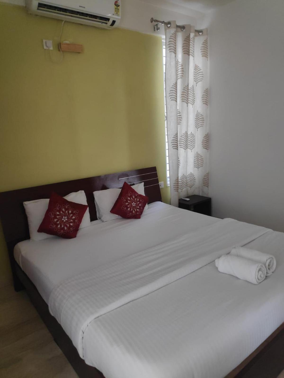 Ixora Suites Μπανγκαλόρ Εξωτερικό φωτογραφία