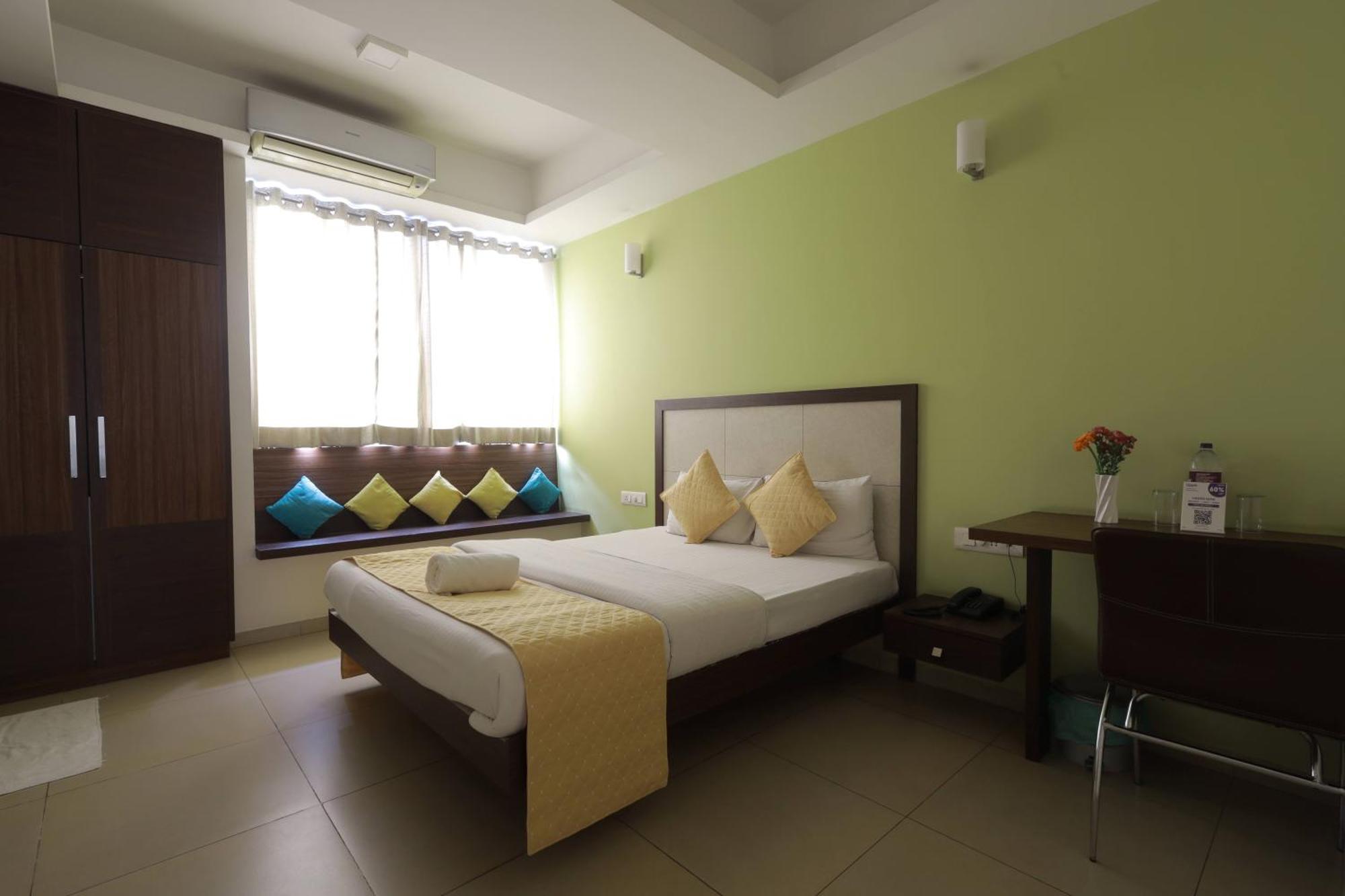 Ixora Suites Μπανγκαλόρ Εξωτερικό φωτογραφία