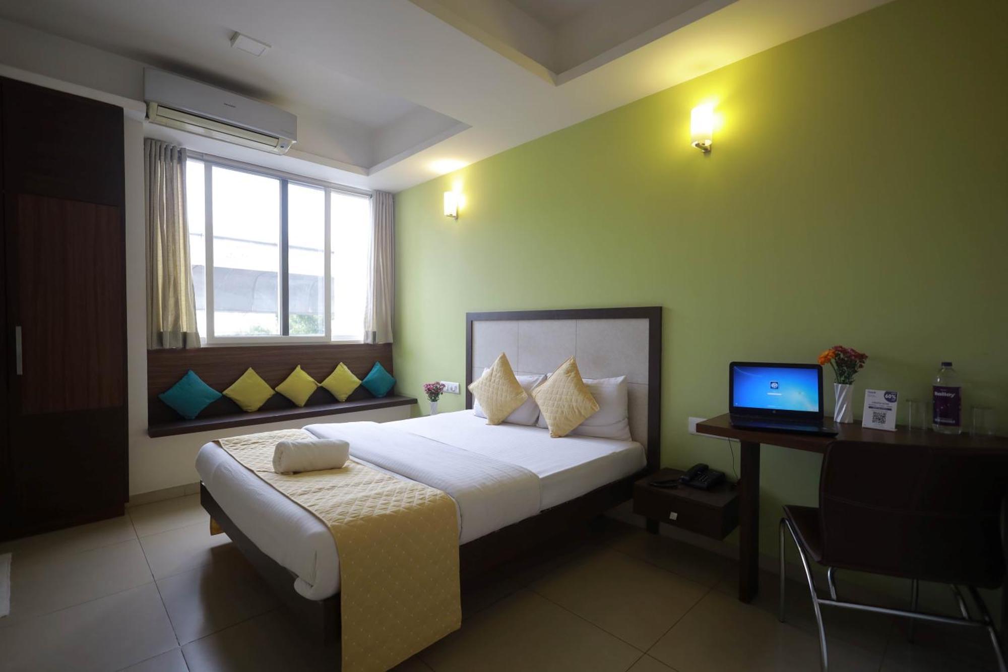 Ixora Suites Μπανγκαλόρ Εξωτερικό φωτογραφία