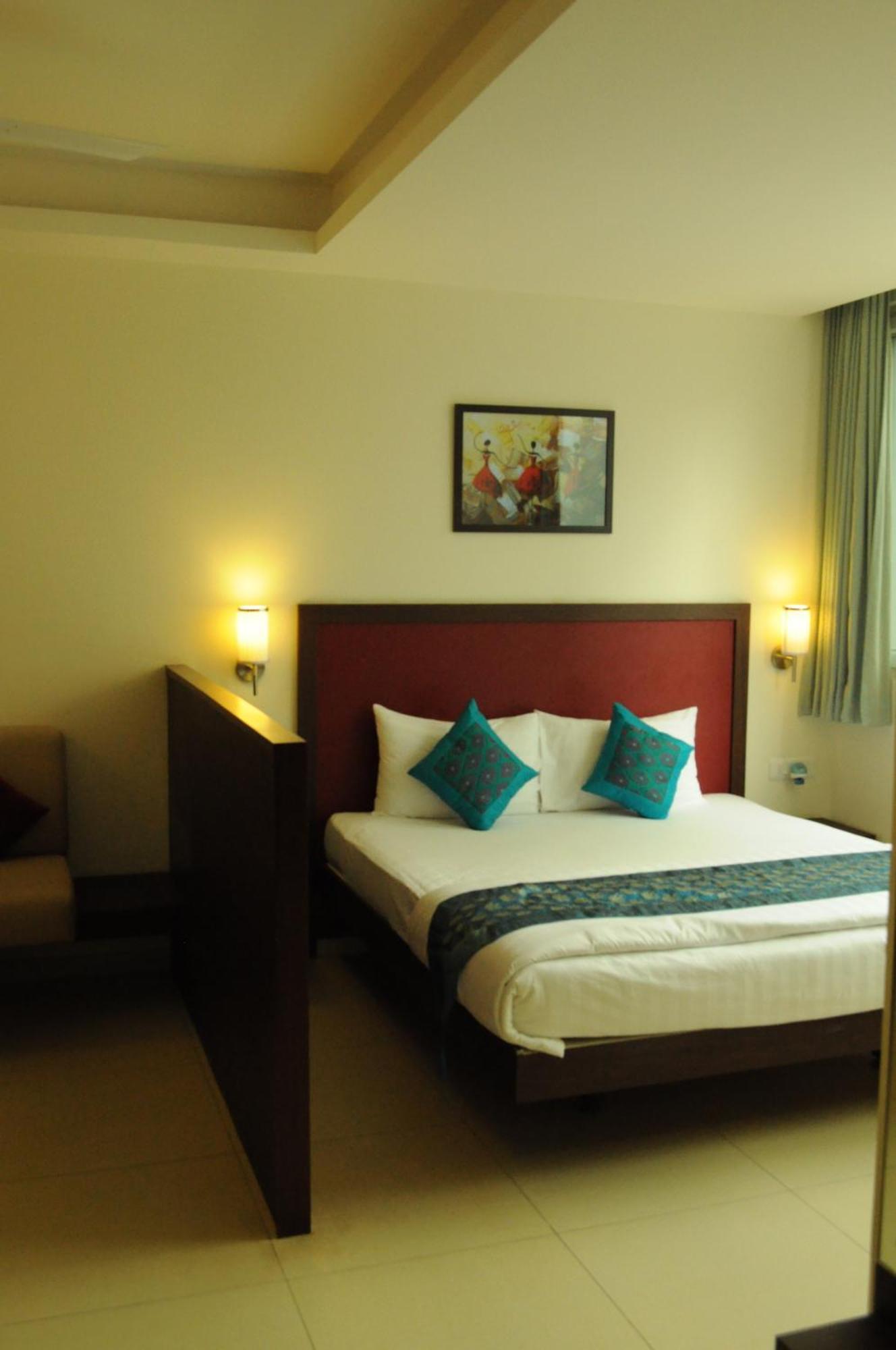 Ixora Suites Μπανγκαλόρ Εξωτερικό φωτογραφία