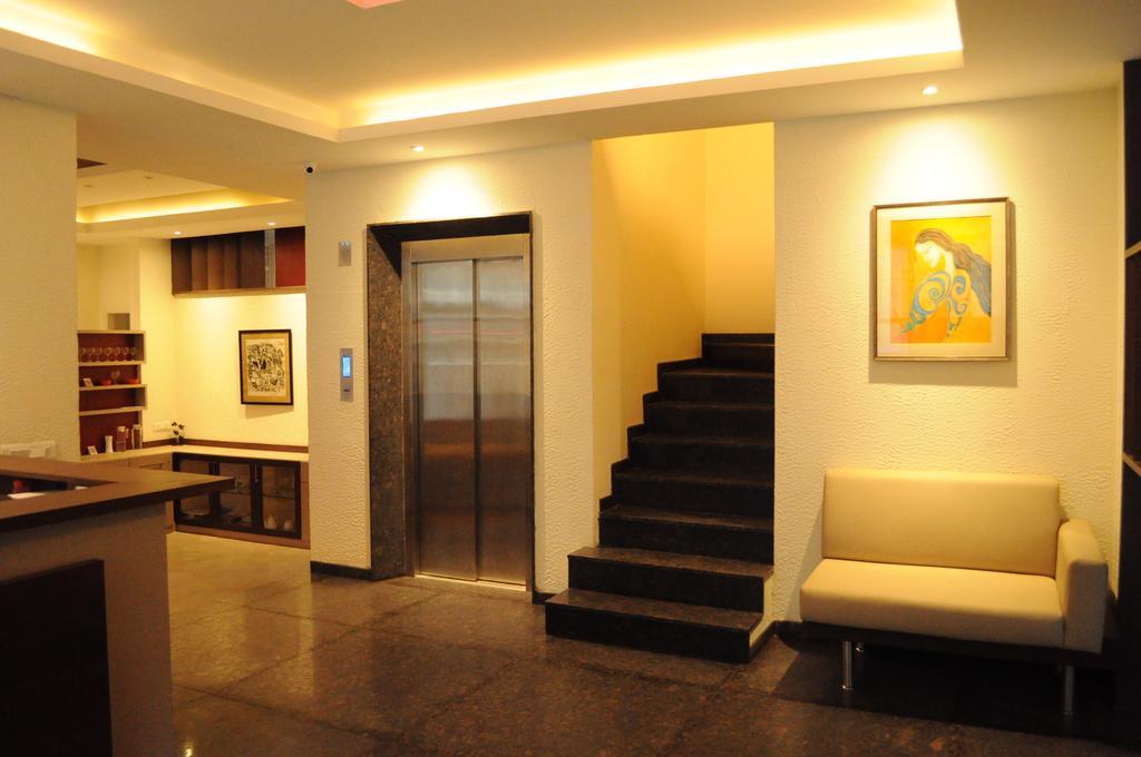 Ixora Suites Μπανγκαλόρ Εξωτερικό φωτογραφία